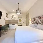 Akla Hotel