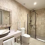 Hotel Akla