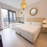 Akla Hotel